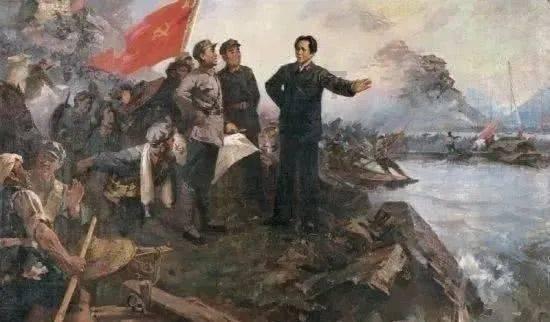 加拿大湖发现神秘“水怪”,游动时出现奇怪波浪,它究竟是什么?